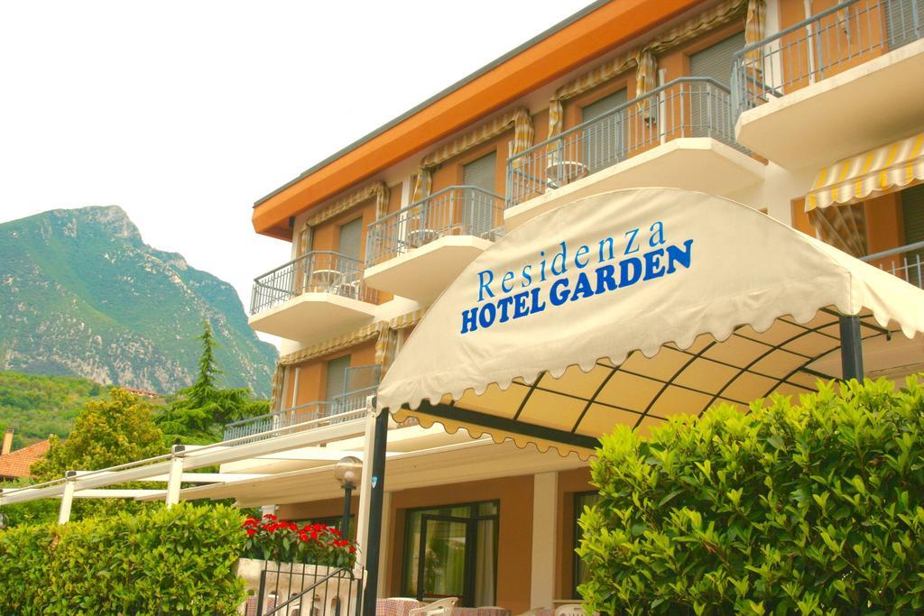 Residenza Hotel Garden Toscolano Maderno Exterior photo