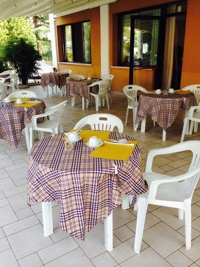 Residenza Hotel Garden Toscolano Maderno Exterior photo